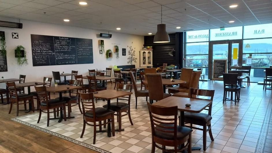 Restaurant A table - intérieur - Pont-l'Evêque - Calvados - Pays d'Auge - Normandie