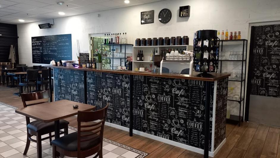 Restaurant A table - intérieur - Pont-l'Evêque - Calvados - Pays d'Auge - Normandie