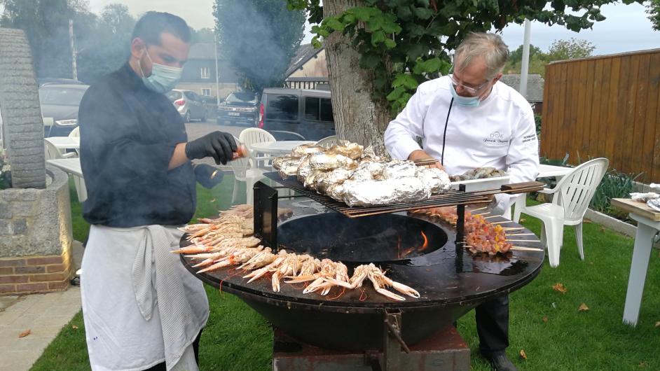 Restaurant Le Vieux Tour - Canapville - brasero