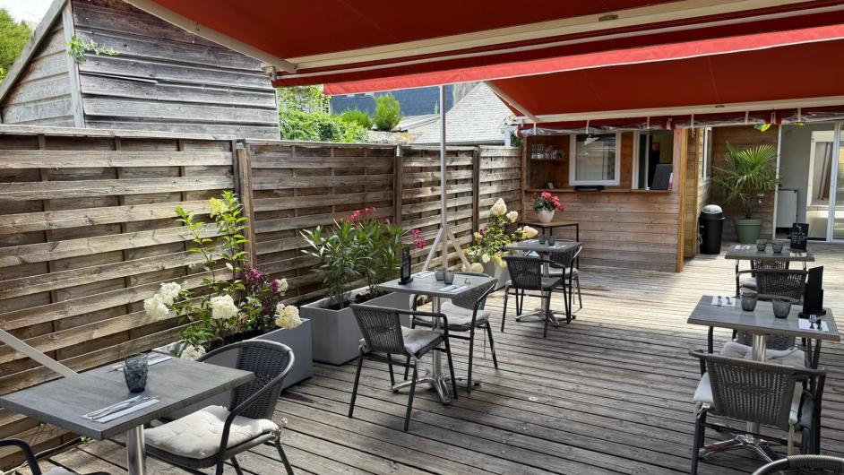 Terrasse restaurant la Popote en Cocotte Pont-l'Evêque