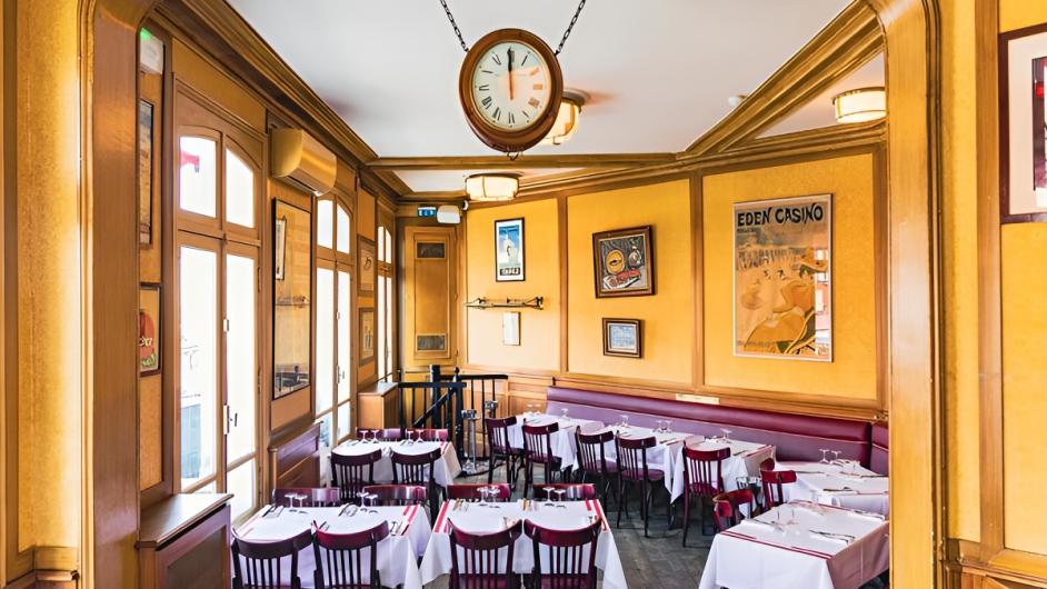 The Travel Buds x Le Central DECO07 - THE TRAVEL BUDS STUDIO