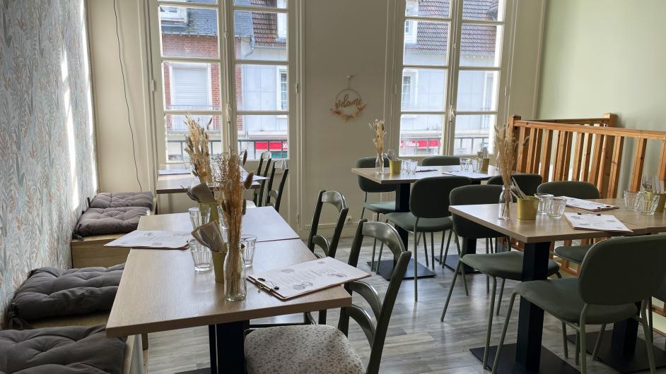 Salle WOM Coffee Shop Pont-l'Evêque